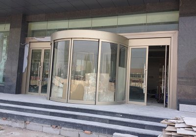 莱芜口镇开发区自动门安装案例