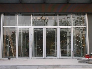 熙泽门业带您了解不同颜色的肯德基门